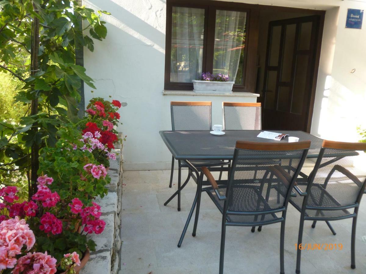 Appartamento Apartman Katuri Labin  Esterno foto
